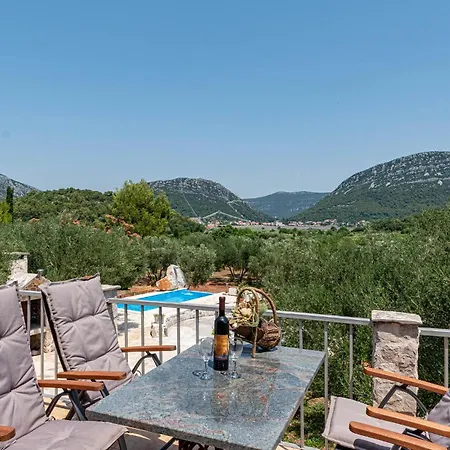 Beautiful Home In Ston With Wifi * Ston