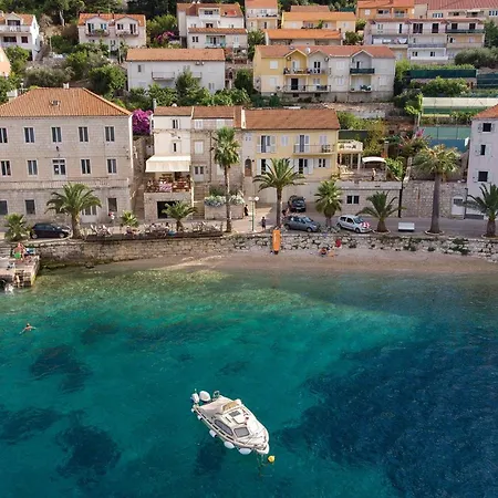 Beautiful Home In Ston With Wifi Holiday home *